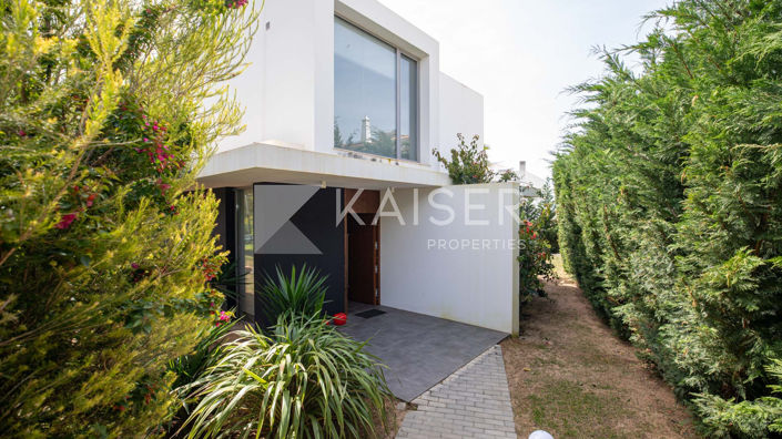 Image No.48-7 Bed Villa for sale