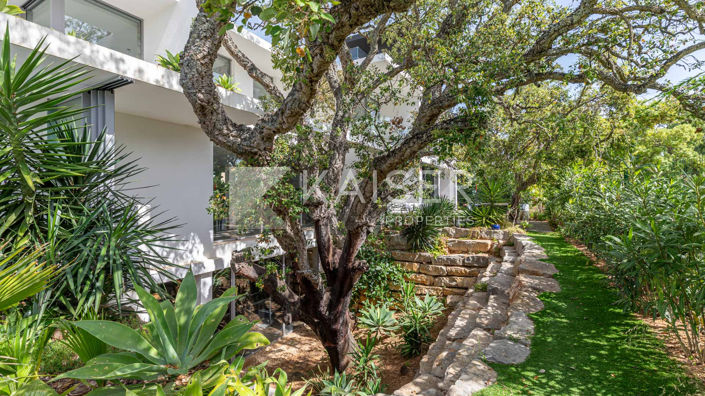 Image No.51-7 Bed Villa for sale