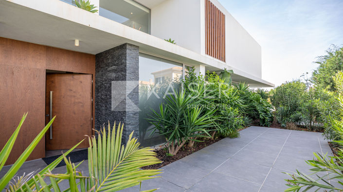 Image No.7-7 Bed Villa for sale