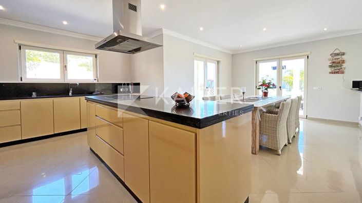 Image No.14-4 Bed Villa for sale