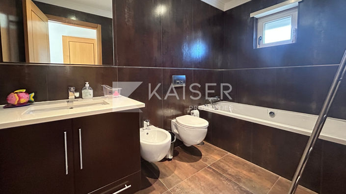 Image No.25-4 Bed Villa for sale