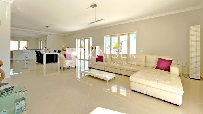 Image No.3-Villa de 4 chambres à vendre à Albufeira