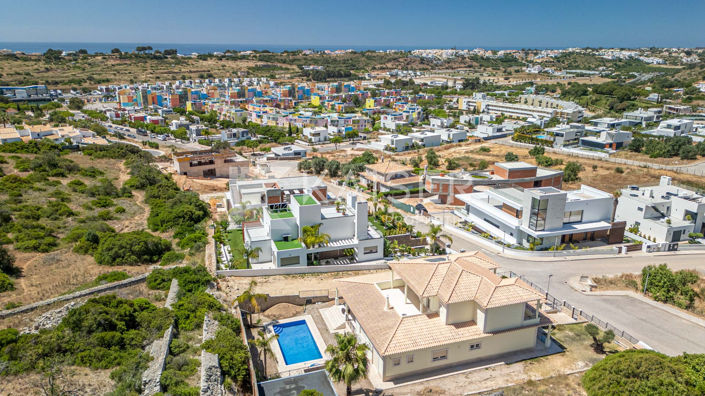 Image No.8-4 Bed Villa for sale