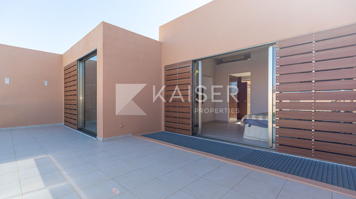 Image No.18-3 Bed Townhouse for sale