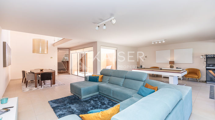 Image No.6-3 Bed Townhouse for sale