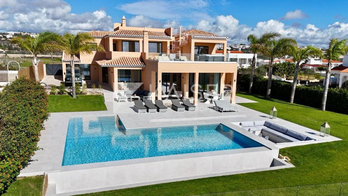 Image No.1-Villa de 5 chambres à vendre à Albufeira