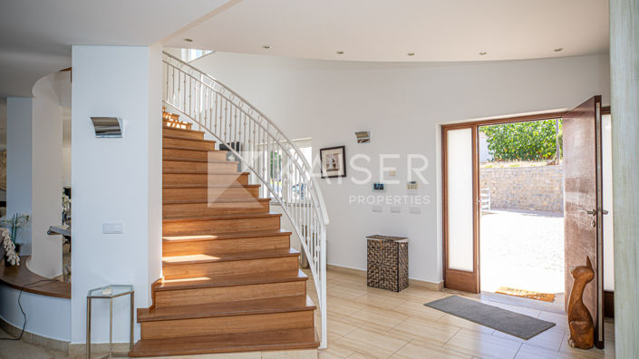 Image No.28-6 Bed Villa for sale