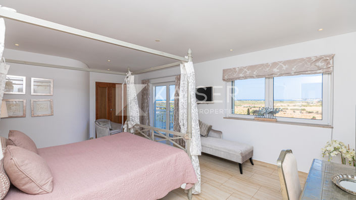 Image No.21-6 Bed Villa for sale