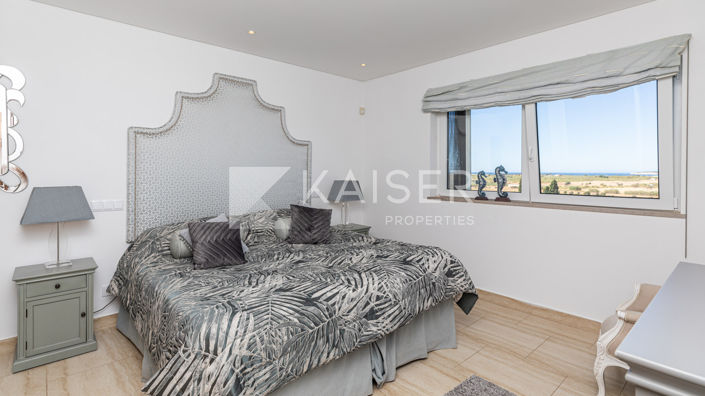 Image No.11-6 Bed Villa for sale