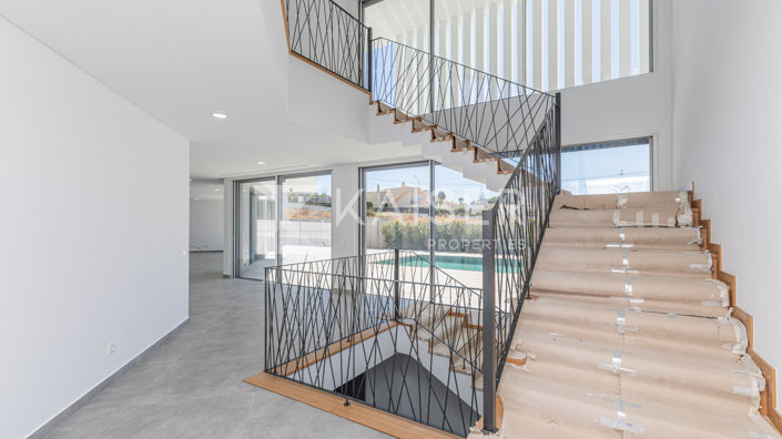 Image No.22-4 Bed Villa for sale