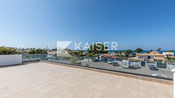 Image No.29-5 Bed Villa for sale
