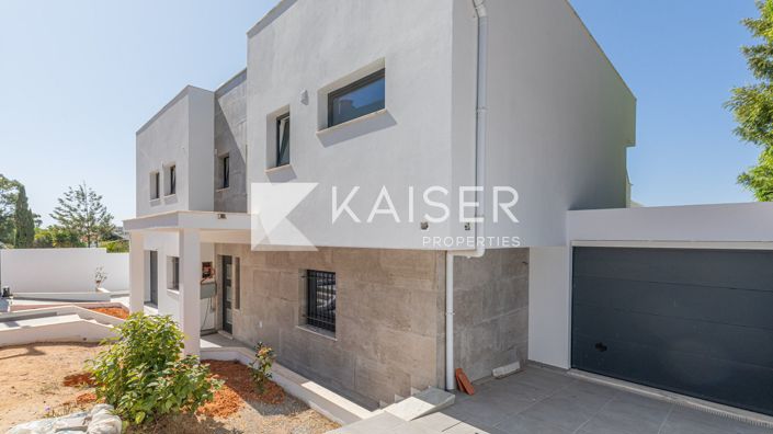 Image No.9-5 Bed Villa for sale