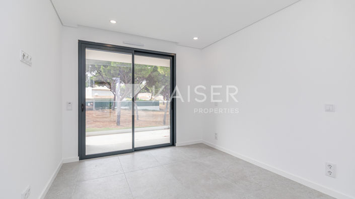 Image No.20-3 Bed Villa for sale