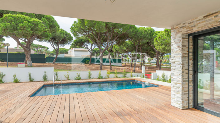 Image No.9-3 Bed Villa for sale