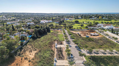 1 - Albufeira, Terrain