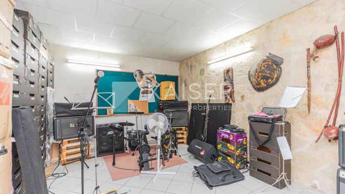 Image No.27-5 Bed Villa for sale