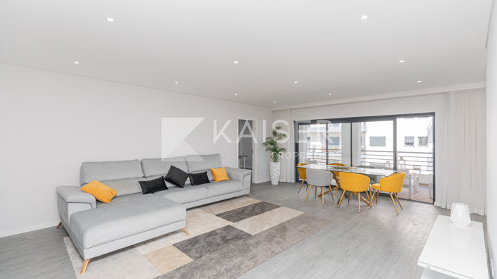 Image No.11-Appartement de 4 chambres à vendre à Quelfes