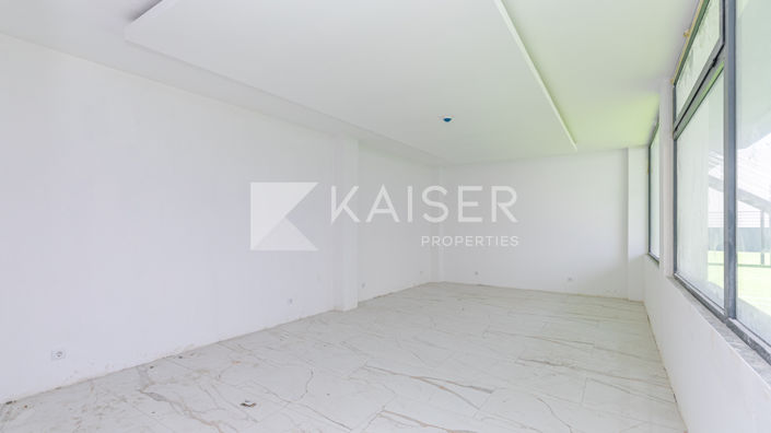 Image No.24-3 Bed Apartment for sale