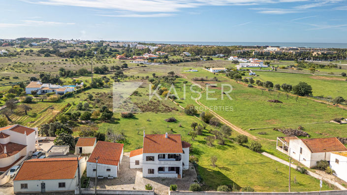 Image No.1-5 Bed Villa for sale