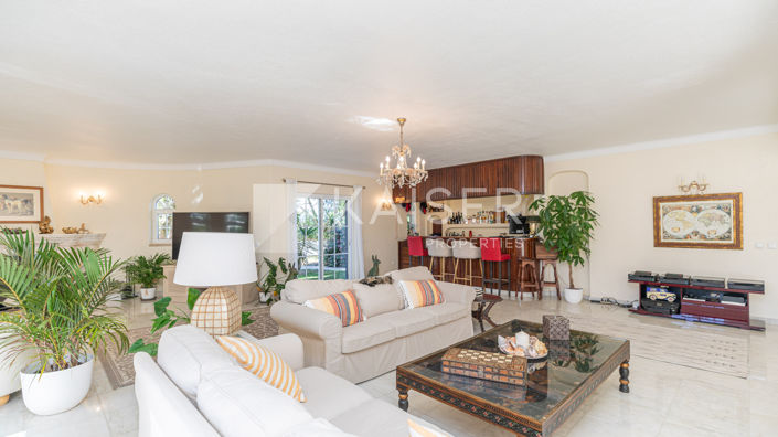 Image No.12-Villa de 8 chambres à vendre à Albufeira