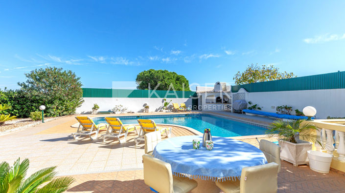 Image No.3-Villa de 8 chambres à vendre à Albufeira