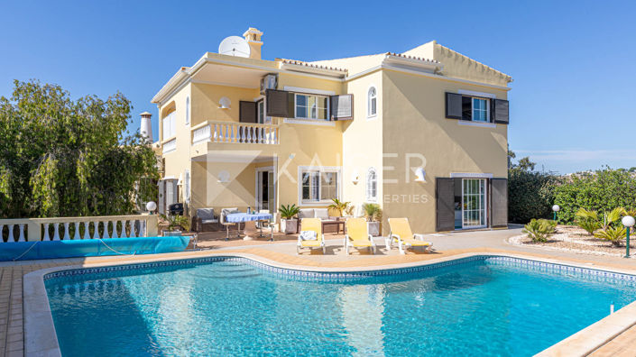 Image No.8-Villa de 8 chambres à vendre à Albufeira