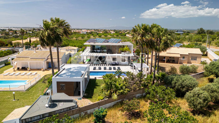 Image No.6-4 Bed Villa for sale