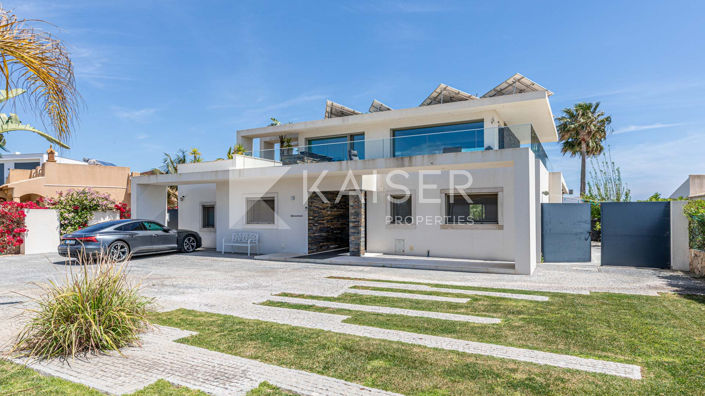 Image No.9-4 Bed Villa for sale