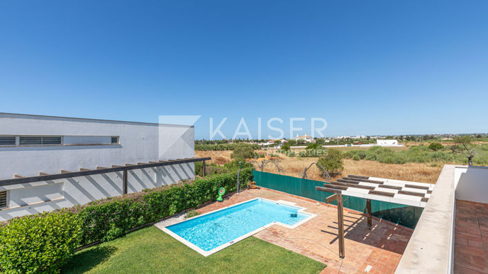 Image No.12-3 Bed Villa for sale