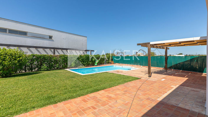 Image No.24-3 Bed Villa for sale