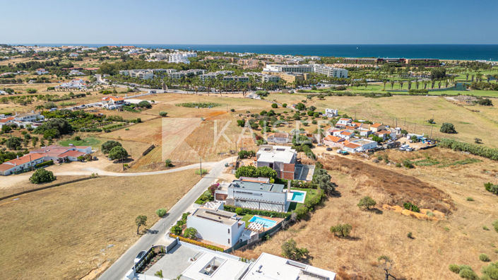 Image No.7-3 Bed Villa for sale