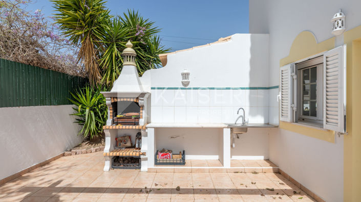 Image No.10-5 Bed Villa for sale