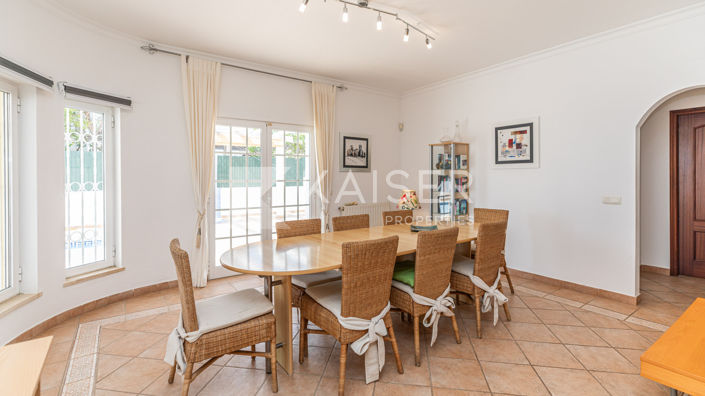 Image No.4-5 Bed Villa for sale