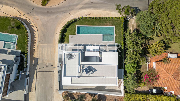 Image No.10-4 Bed Villa for sale