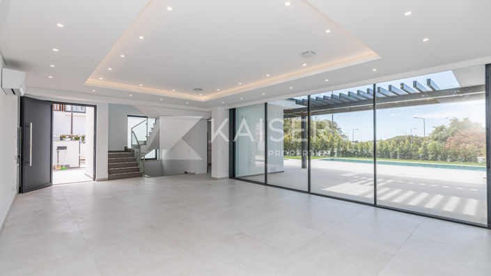 Image No.14-4 Bed Villa for sale