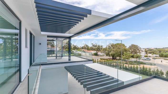 Image No.28-4 Bed Villa for sale