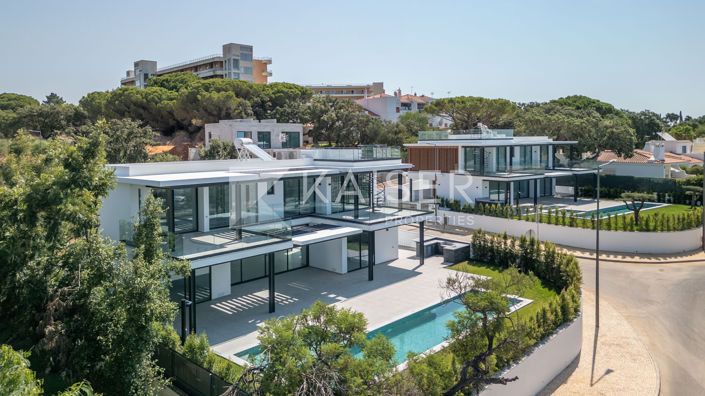 Image No.8-4 Bed Villa for sale