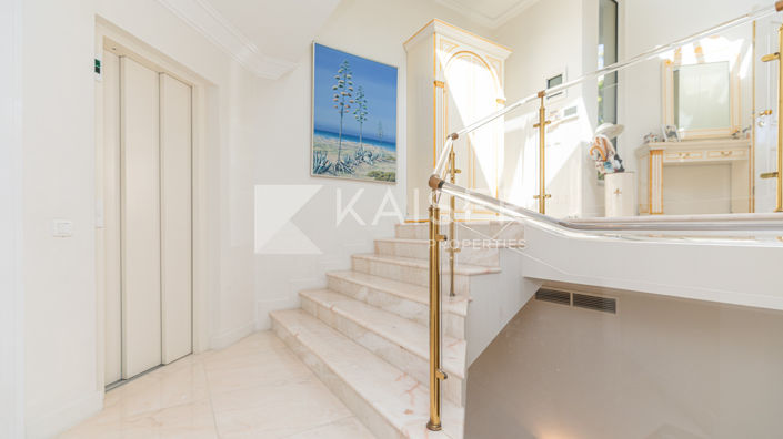 Image No.25-4 Bed Villa for sale