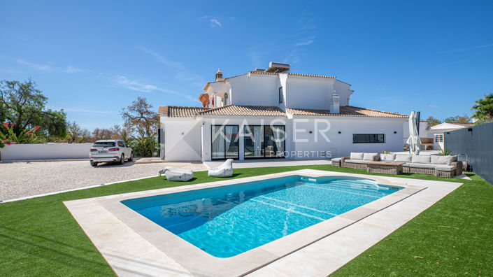 Image No.1-3 Bed Villa for sale