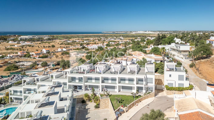 Image No.2-3 Bed Townhouse for sale