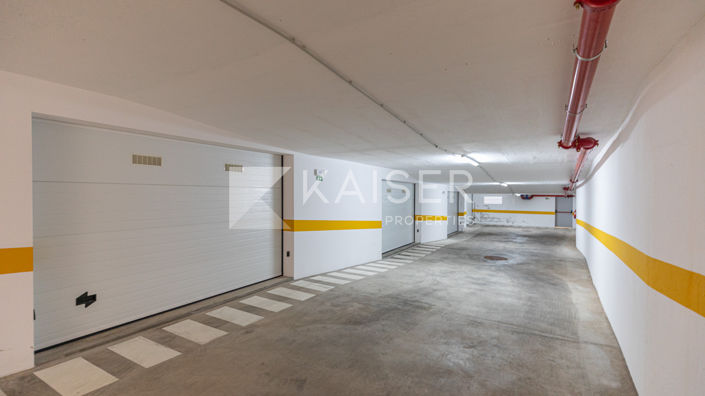 Image No.28-3 Bed Townhouse for sale