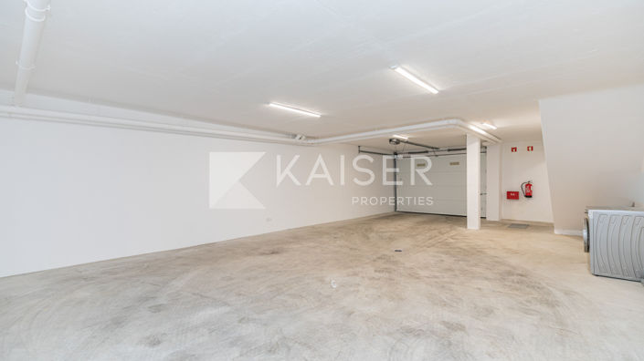 Image No.29-3 Bed Townhouse for sale