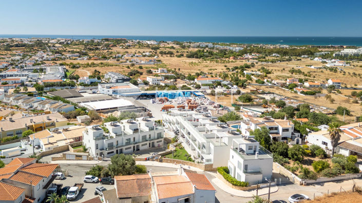 Image No.31-3 Bed Townhouse for sale