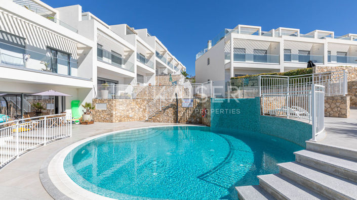 Image No.9-3 Bed Townhouse for sale