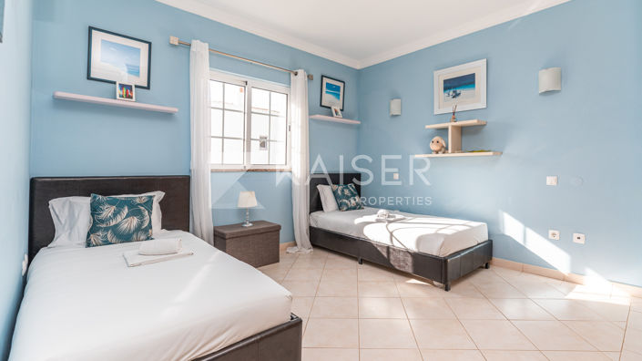 Image No.12-4 Bed Villa for sale