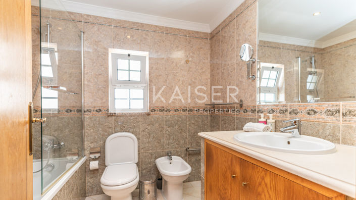 Image No.15-4 Bed Villa for sale