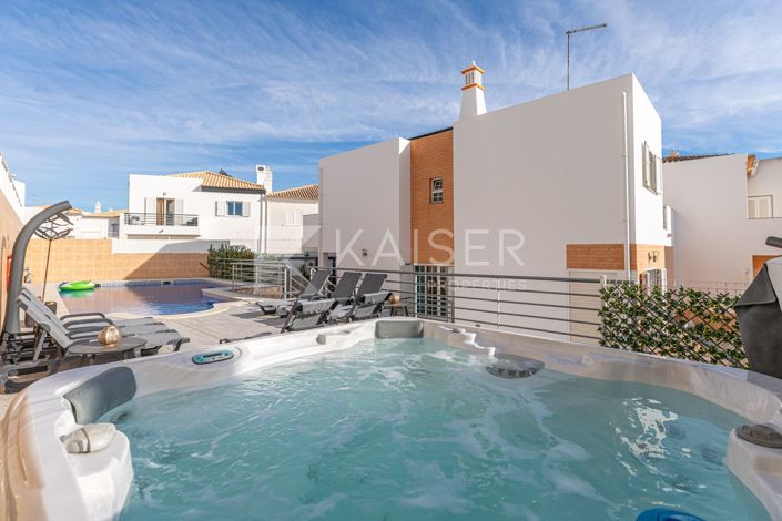 Image No.20-Villa de 4 chambres à vendre à Albufeira