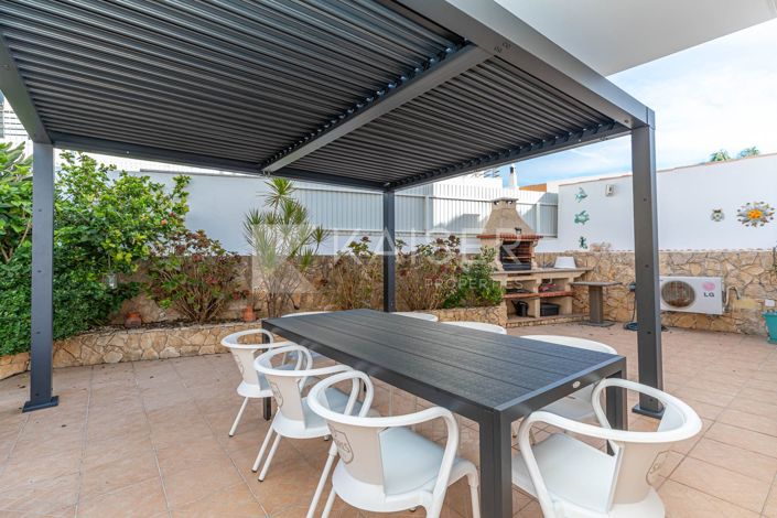 Image No.3-Villa de 4 chambres à vendre à Albufeira