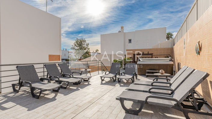 Image No.5-4 Bed Villa for sale