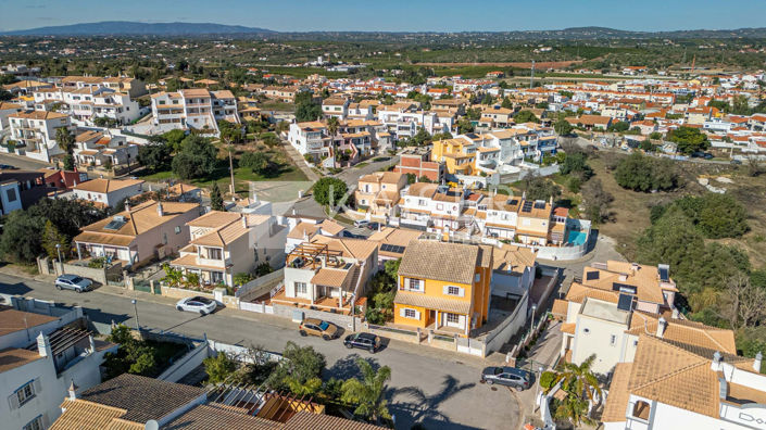 Image No.30-4 Bed Villa for sale